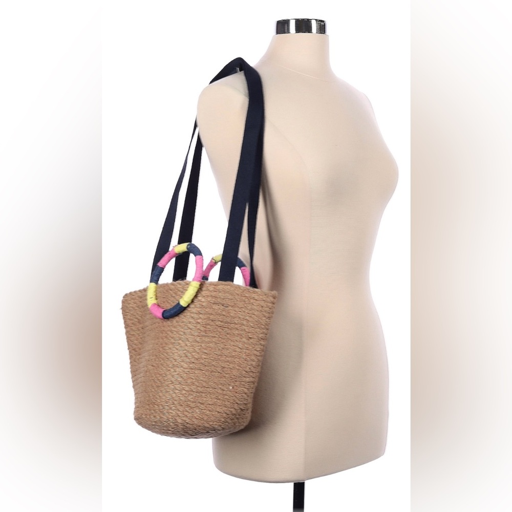 💕NWT!!!GAP STRAW BAG! THIS IS YOUR SUMMER BAG!! BOHO!! Fast shipping!! - Picture 2 of 14